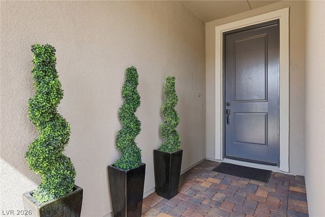 14 Sun Mirage Avenue, Henderson, NV 89011