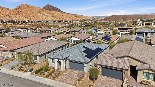 14 Sun Mirage Avenue, Henderson, NV 89011