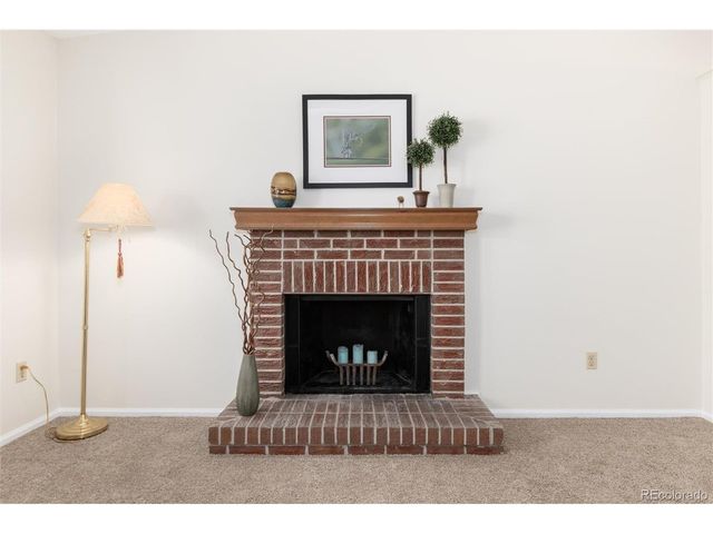 8824 W Ontario Ave, Littleton, CO 80128