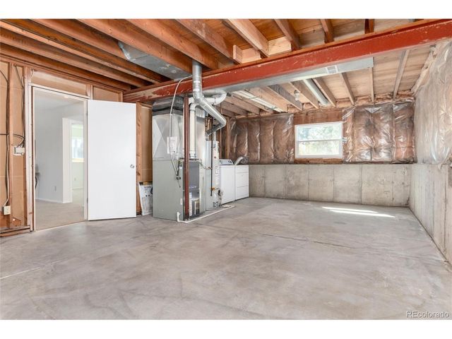 8824 W Ontario Ave, Littleton, CO 80128