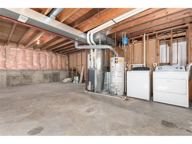 8824 W Ontario Ave, Littleton, CO 80128