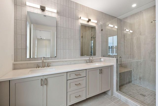 103 S Griswold Street, Northville City, MI 48167