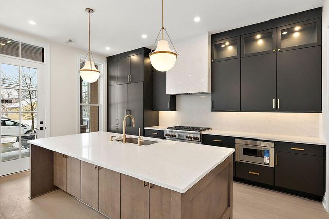 103 S Griswold Street, Northville City, MI 48167