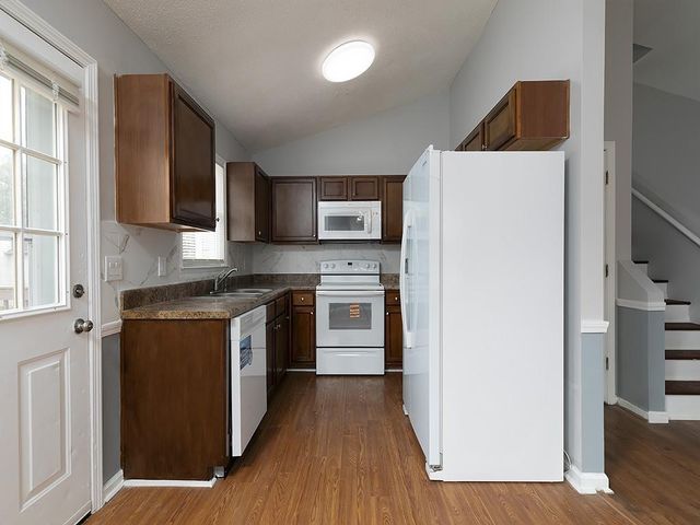 16 Huntcliff Drive, Cartersville, GA 30121