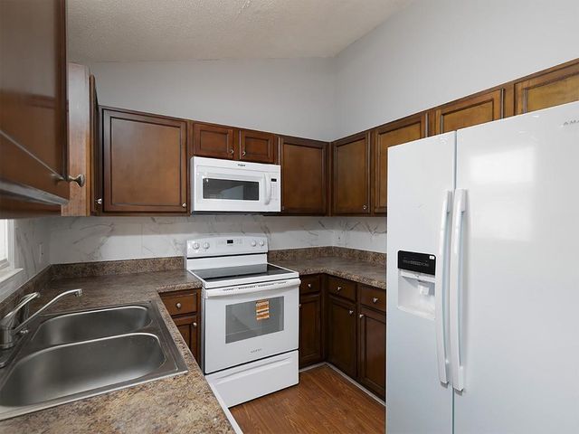 16 Huntcliff Drive, Cartersville, GA 30121