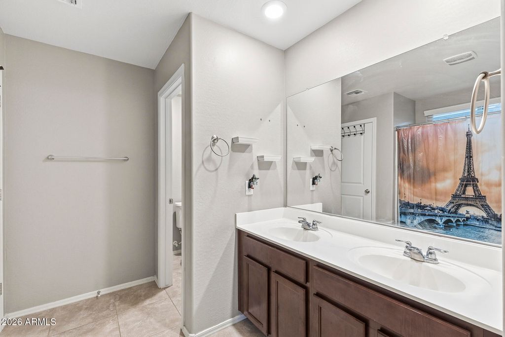 Image 18 of property listing at 19888 W JACKSON Street, Buckeye, AZ 85326
