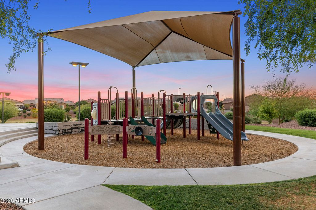 Image 5 of property listing at 19888 W JACKSON Street, Buckeye, AZ 85326
