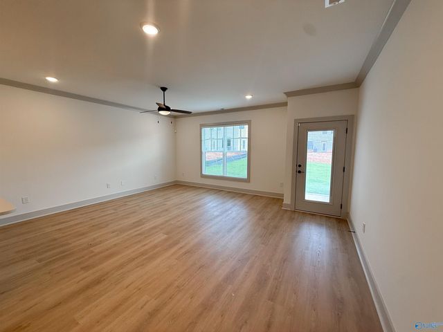 18 Whispering Oaks, Huntsville, AL 35824