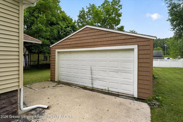 1115 Regent Street, Lansing, MI 48912