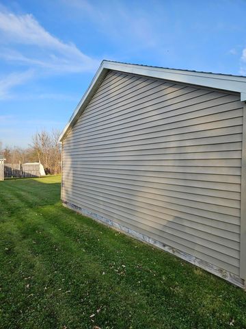 74 W Grand Street, Piersnvlg-piersn Twp, MI 49339