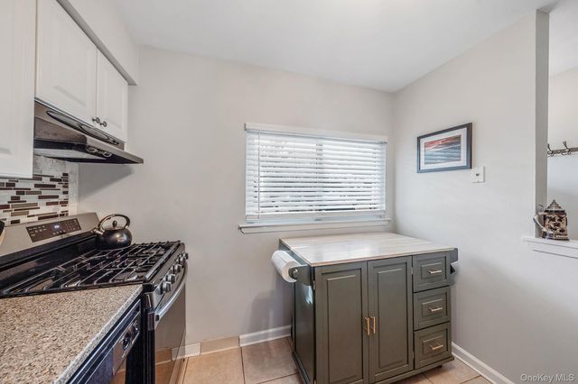 197 N Pointe Circle 197, Coram, NY 11727