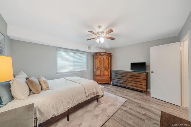 197 N Pointe Circle 197, Coram, NY 11727