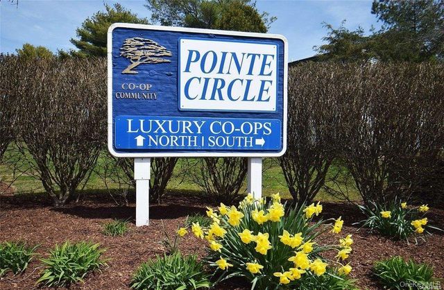 197 N Pointe Circle 197, Coram, NY 11727