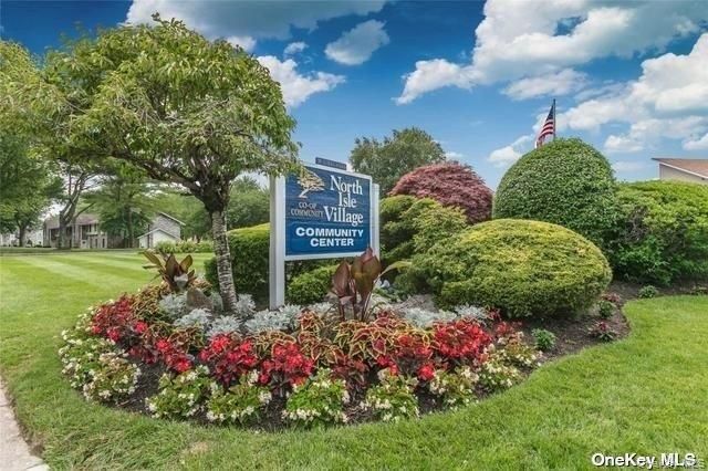 197 N Pointe Circle 197, Coram, NY 11727
