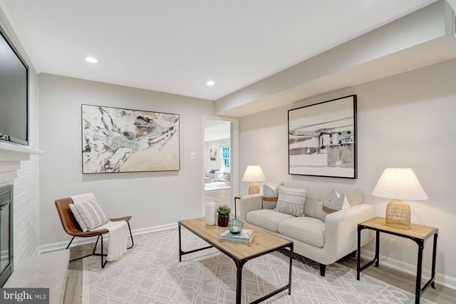 3820 WINTERSET DR, Annandale, VA 22003