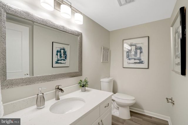 3820 WINTERSET DR, Annandale, VA 22003