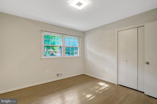 3820 WINTERSET DR, Annandale, VA 22003