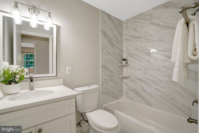 3820 WINTERSET DR, Annandale, VA 22003