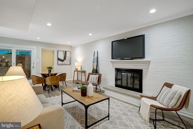 3820 WINTERSET DR, Annandale, VA 22003