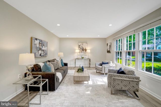 3820 WINTERSET DR, Annandale, VA 22003