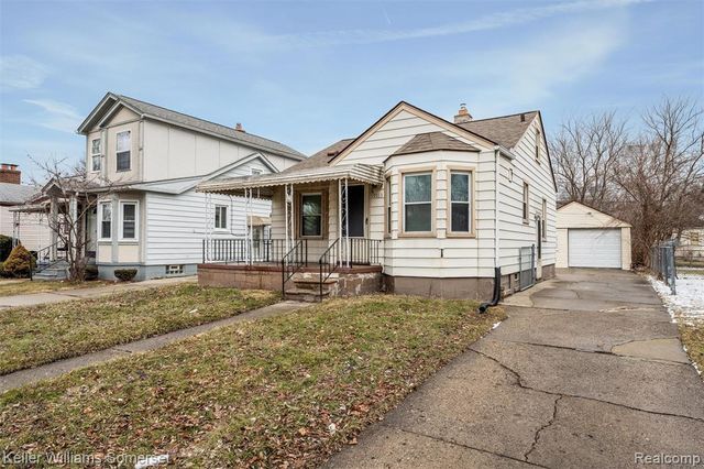 19163 Kenosha Street, Harper Woods, MI 48225