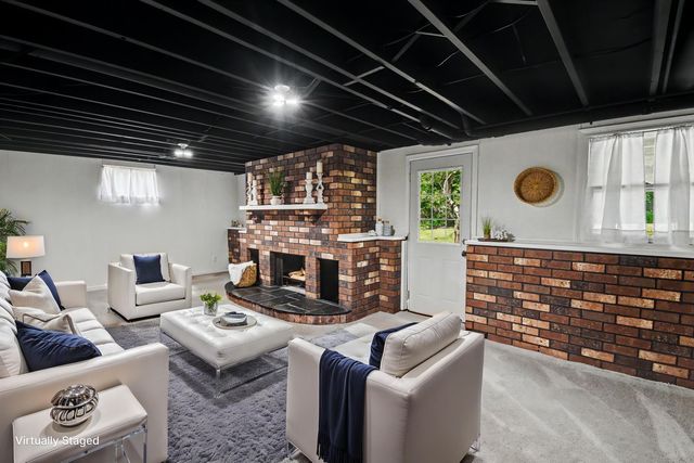 8137 Hearthway Avenue, Jenison, MI 49428