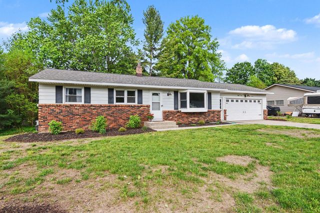 8137 Hearthway Avenue, Jenison, MI 49428