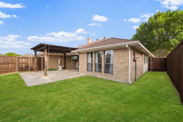 2429 Golden Oaks Drive, Garland, TX 75044