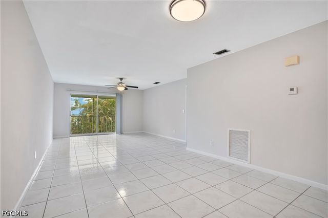 203 SE 15th PL 214, Cape Coral, FL 33990