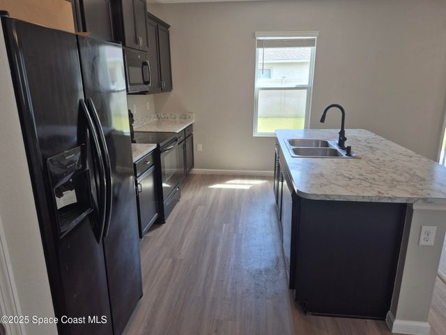 1115 Newton Circle, Rockledge, FL 32955