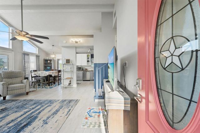 22513 Bay Point Drive, Galveston, TX 77554