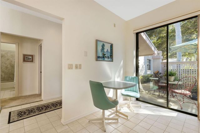 5531 HAMPSTEAD HEATH 44, Sarasota, FL 34235