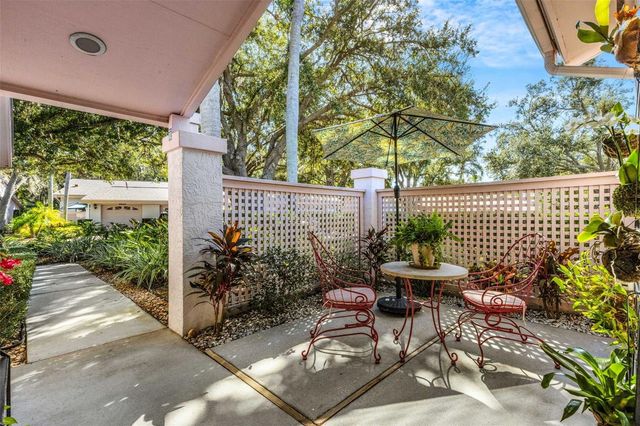 5531 HAMPSTEAD HEATH 44, Sarasota, FL 34235