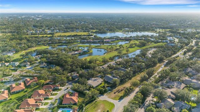 5531 HAMPSTEAD HEATH 44, Sarasota, FL 34235