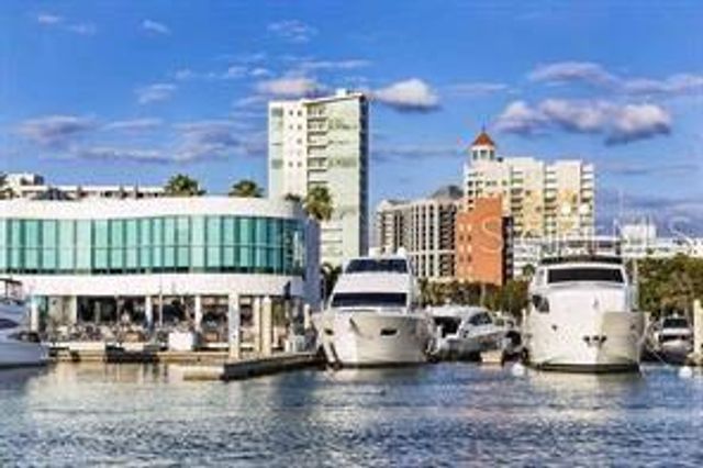 5531 HAMPSTEAD HEATH 44, Sarasota, FL 34235