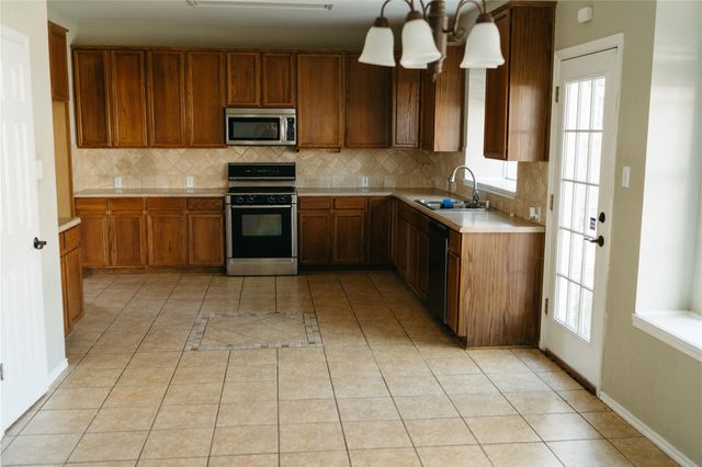 1010 Lone Buck PASS, Cedar Park, TX 78613