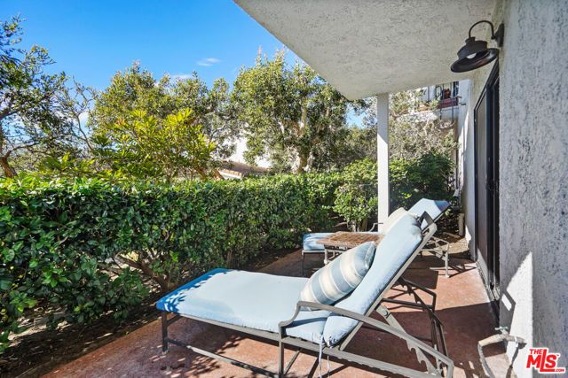 6787 LAS OLAS Way, Malibu, CA 90265