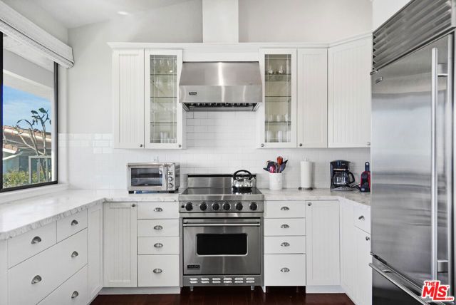 6787 LAS OLAS Way, Malibu, CA 90265