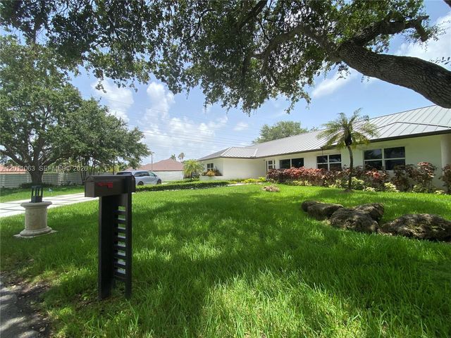 13255 SW 106th Ave, Miami, FL 33176