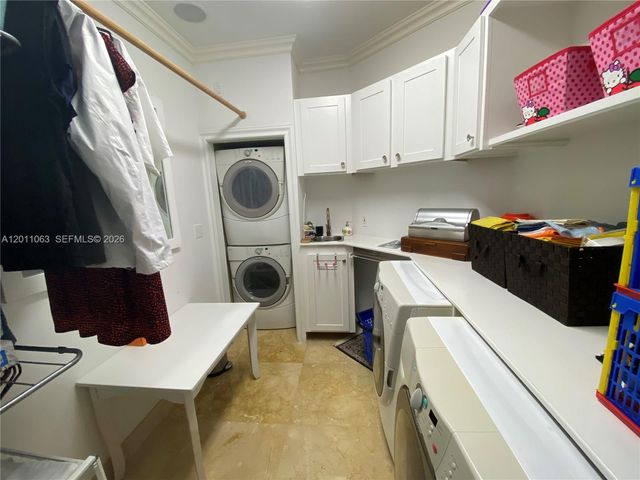 13255 SW 106th Ave, Miami, FL 33176
