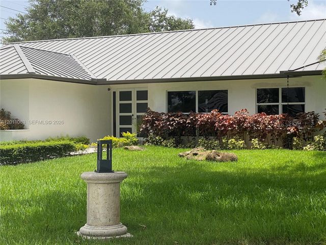 13255 SW 106th Ave, Miami, FL 33176