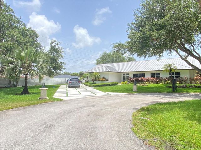 13255 SW 106th Ave, Miami, FL 33176