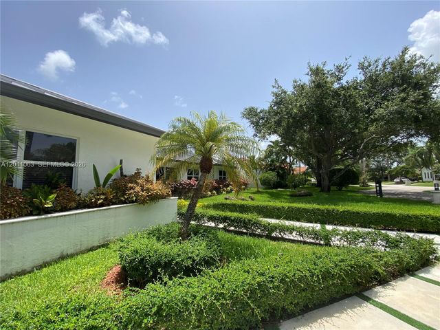 13255 SW 106th Ave, Miami, FL 33176