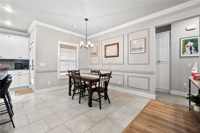 603 Woodplains Avenue, Tontitown, AR 72762