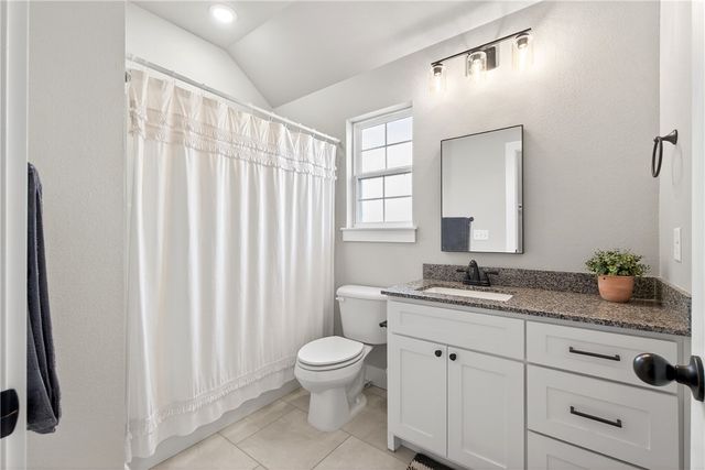 603 Woodplains Avenue, Tontitown, AR 72762