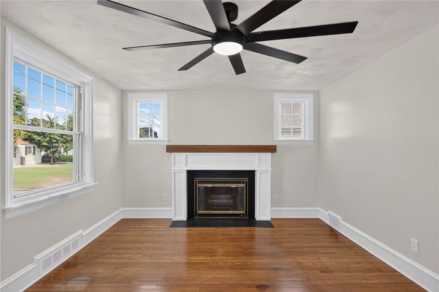 122 Dewey Avenue, Pawtucket, RI 02861