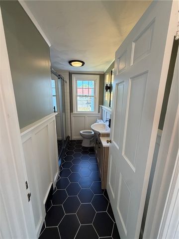122 Dewey Avenue, Pawtucket, RI 02861