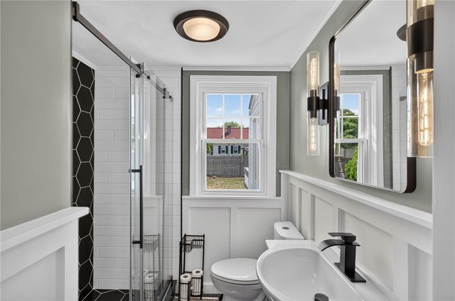 122 Dewey Avenue, Pawtucket, RI 02861