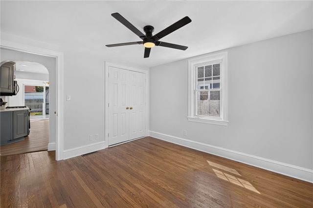 122 Dewey Avenue, Pawtucket, RI 02861
