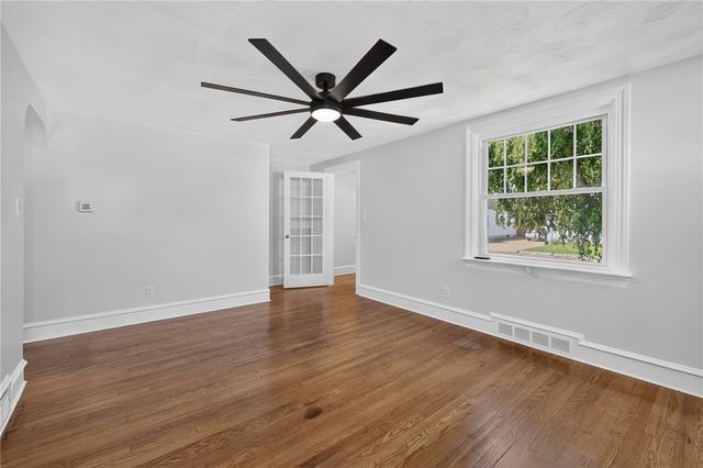 122 Dewey Avenue, Pawtucket, RI 02861